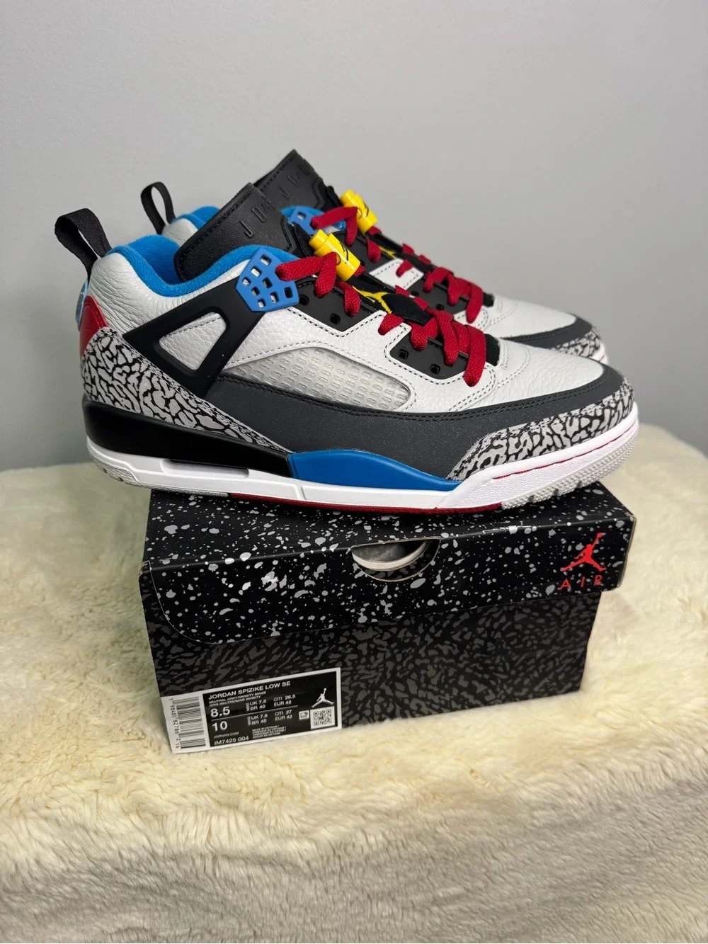 New in Box 🥶 Jordan Spizike Low SE